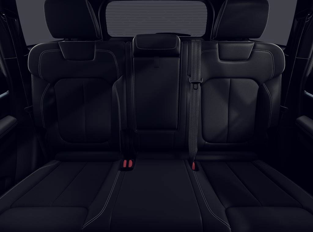 New 2026 Jeep Grand Cherokee Altitude image 3