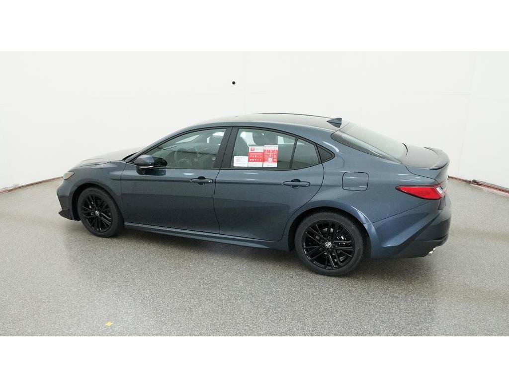 New 2026 Toyota Camry SE FWD image 5