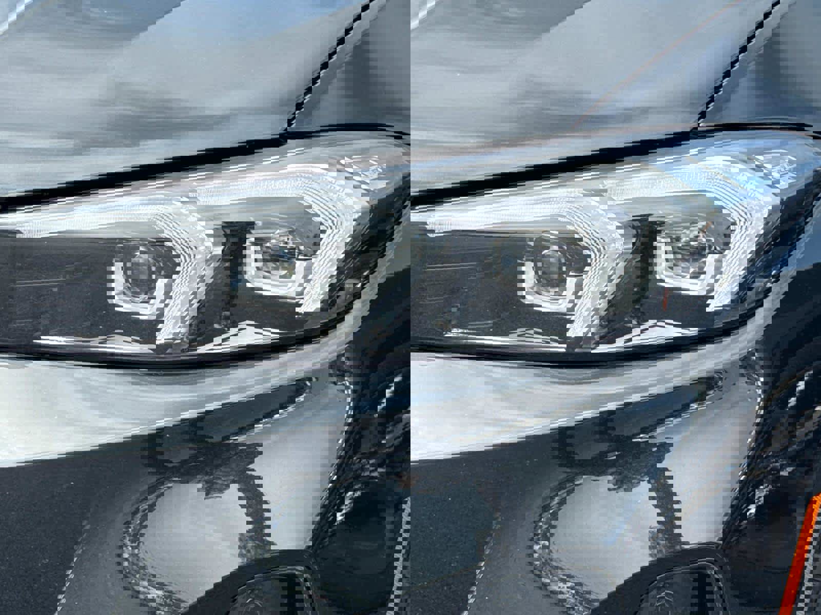 Used 2025 BMW 330i xDrive 330i xDrive w/ Premium Package image 7