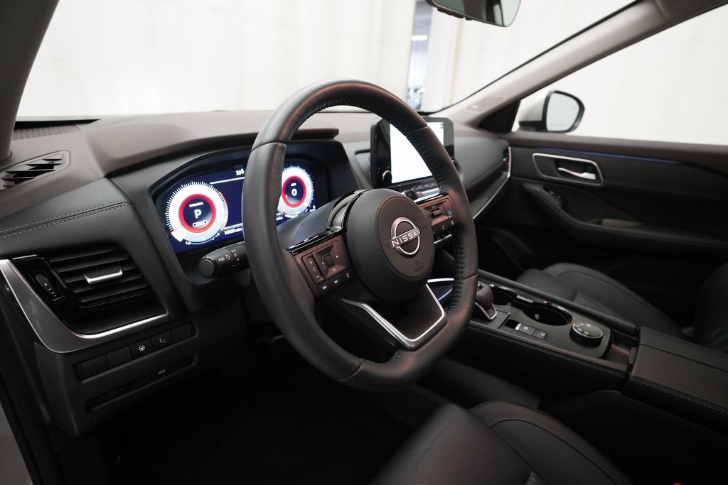 Certified 2023 Nissan Rogue Platinum w/ Platinum Premium Package image 8