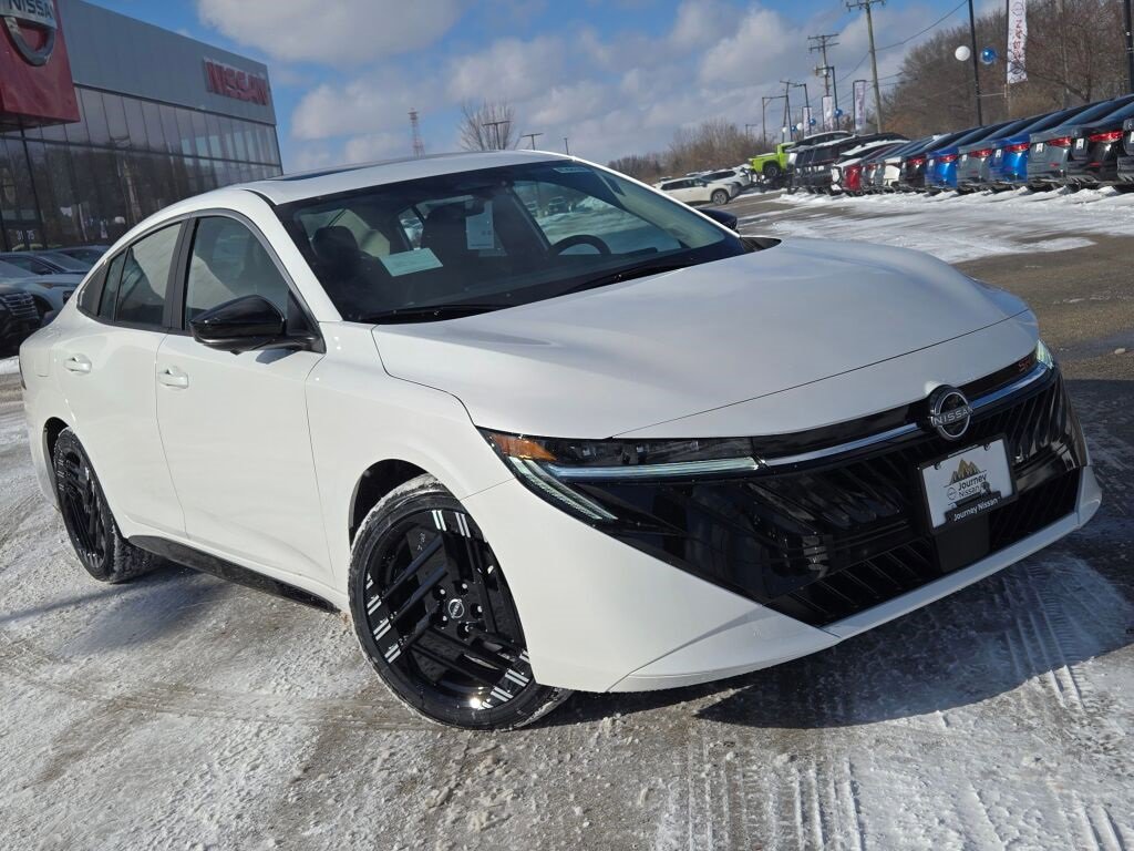 New 2026 Nissan Sentra SR w/ SR Premium Package image 5