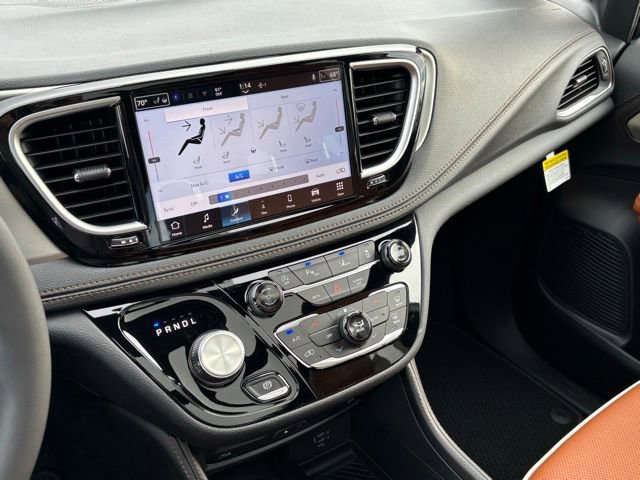 New 2026 Chrysler Pacifica Pinnacle image 33