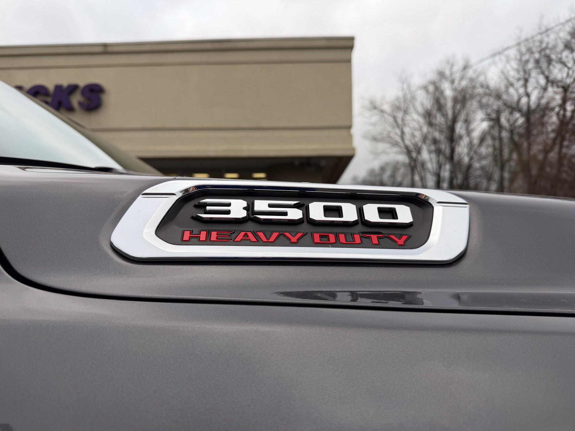 Used 2022 RAM 3500 Laramie AWD/4WD image 11