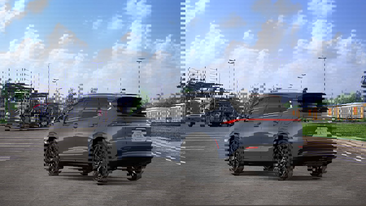 New 2026 Toyota Crown Signia AWD/4WD image 6