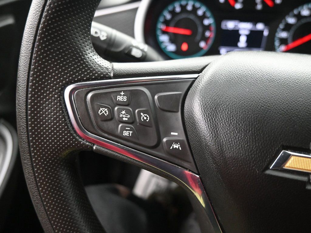 Used 2023 Chevrolet Malibu LT image 18