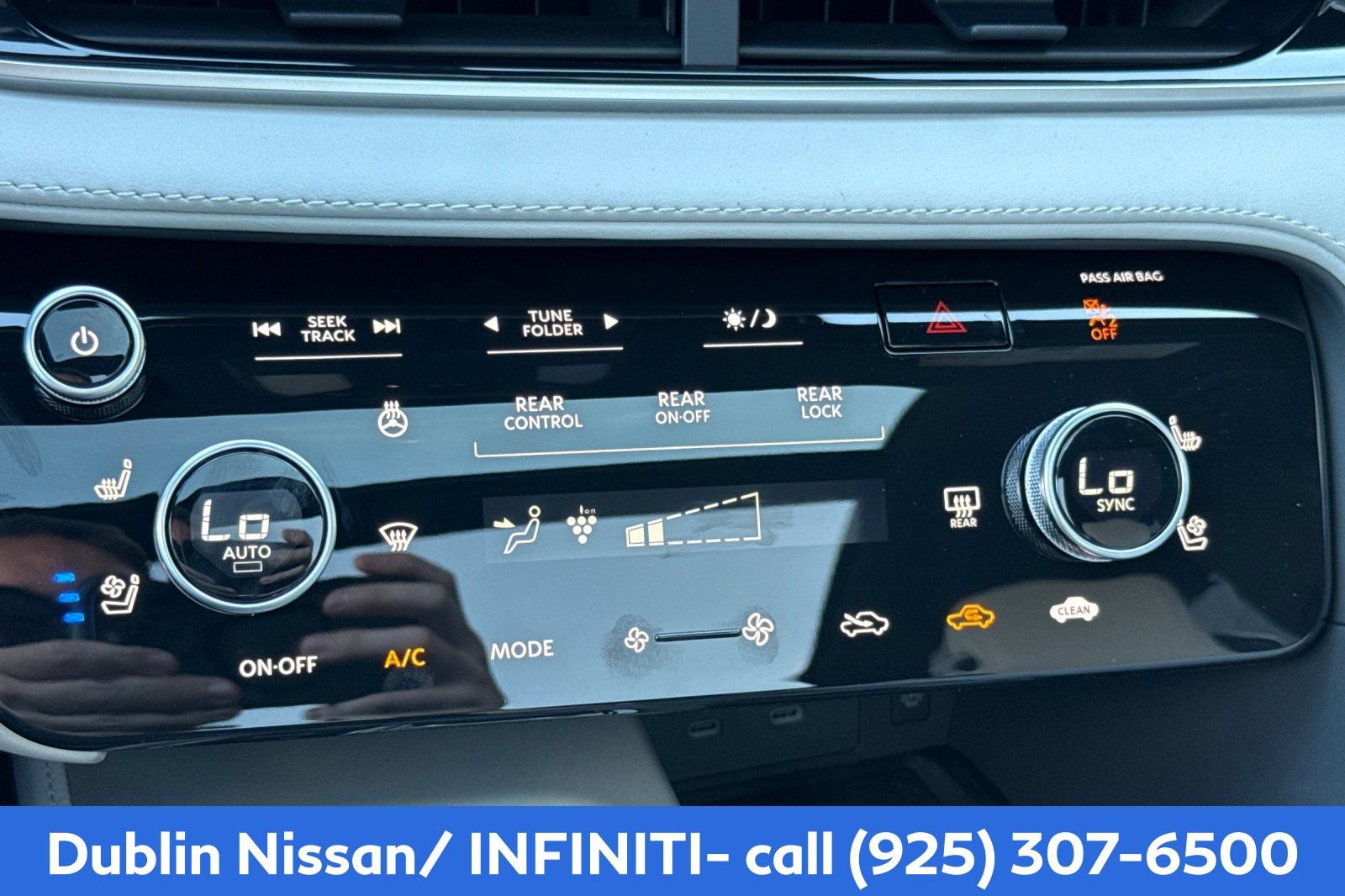 New 2026 INFINITI QX60 Autograph w/ Dark Cargo Package AWD/4WD image 24