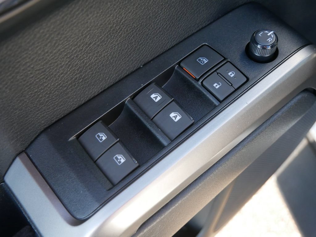 Used 2019 Toyota Tacoma Limited AWD/4WD image 13