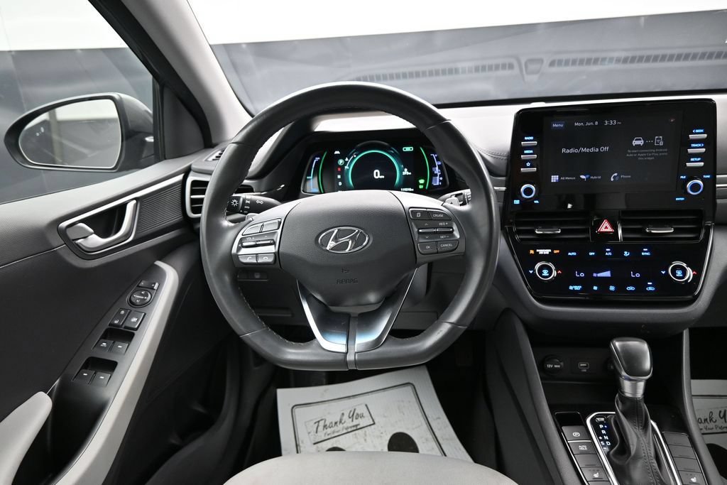 Used 2022 Hyundai Ioniq SE FWD image 15