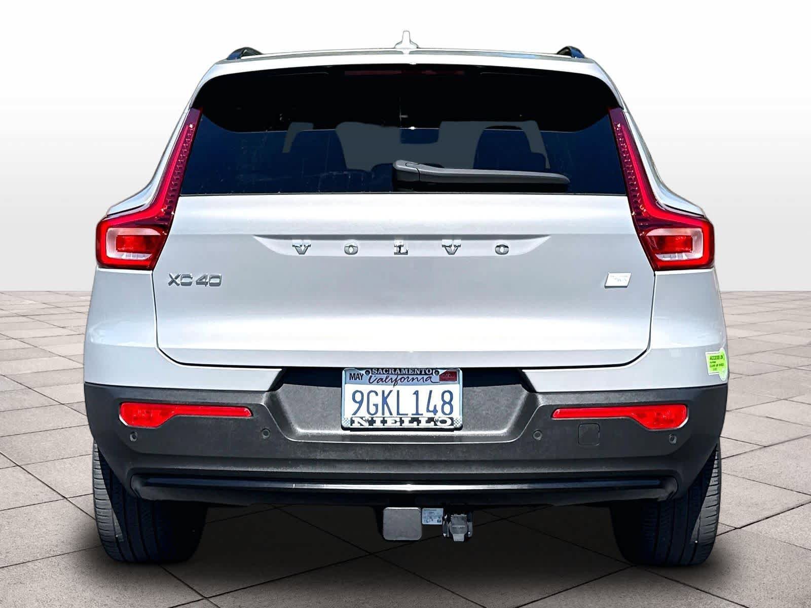 Used 2023 Volvo XC40 Recharge Ultimate AWD/4WD image 7