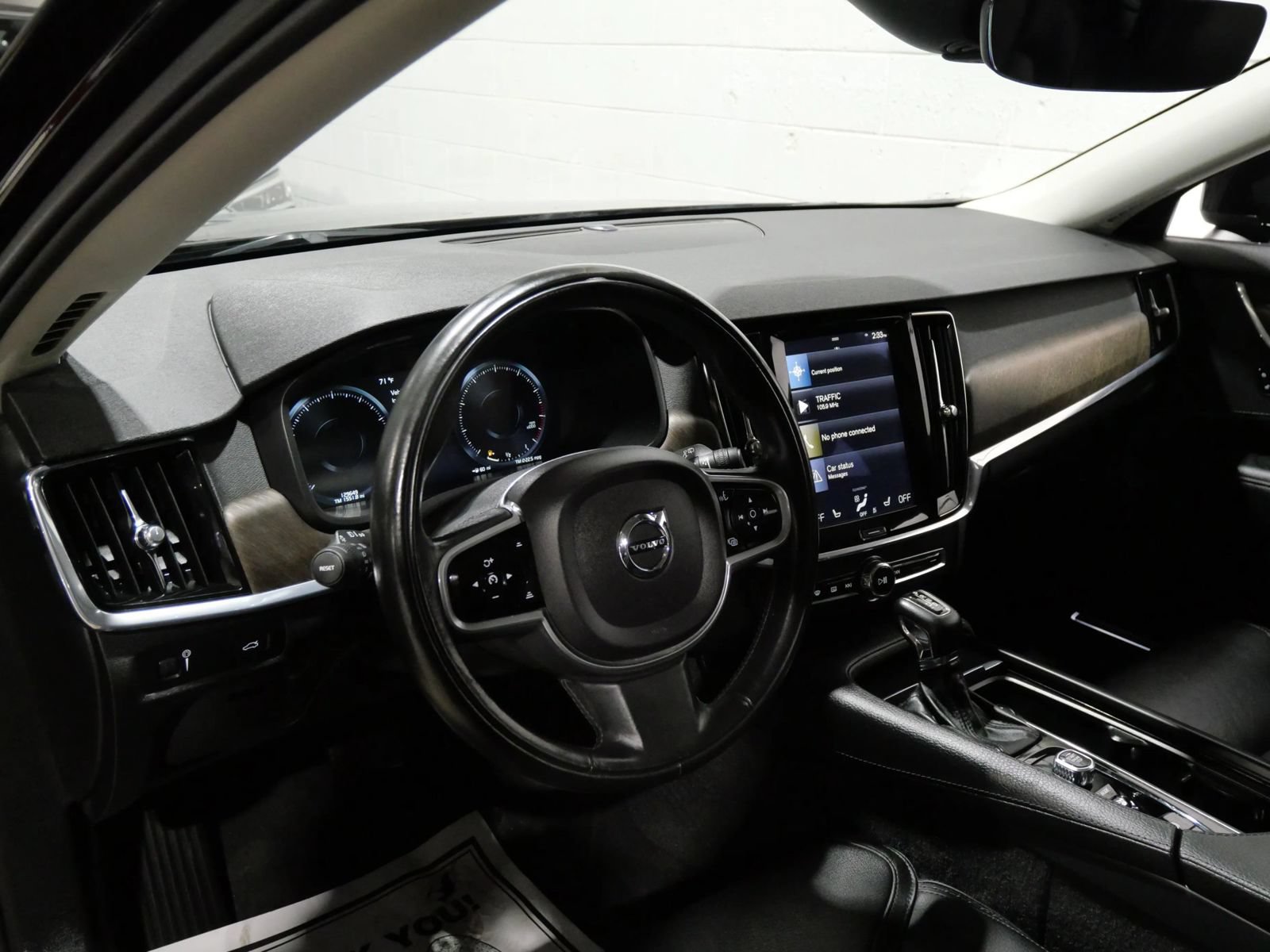 Used 2018 Volvo V90 T5 Cross Country w/ Convenience Package AWD/4WD image 9
