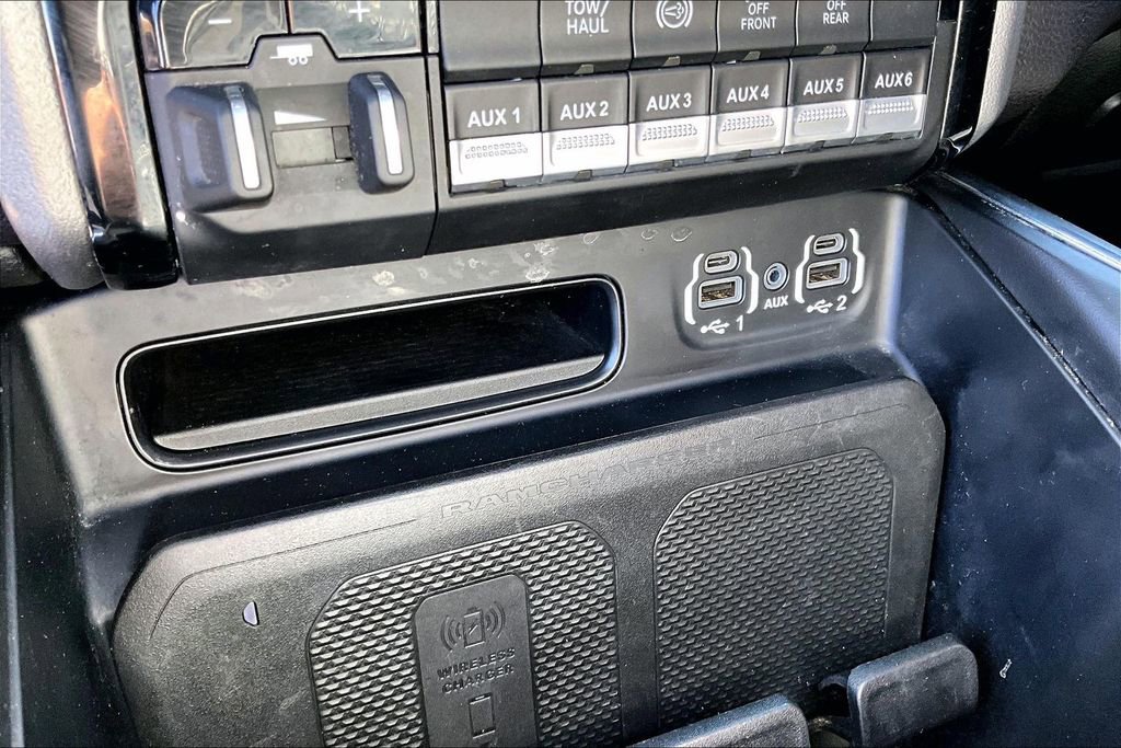 Used 2023 RAM 3500 Laramie AWD/4WD image 28