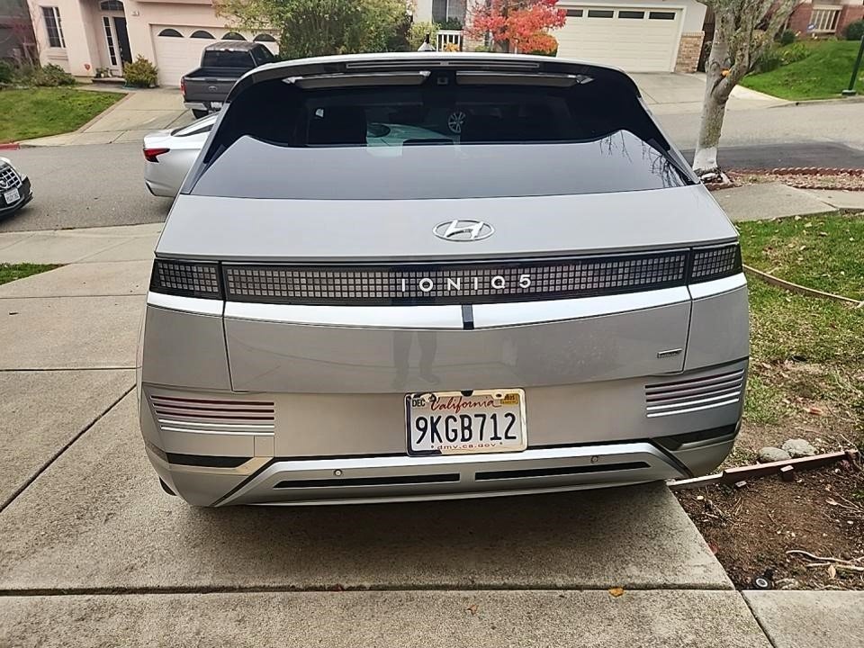 Used 2024 Hyundai Ioniq 5 Limited image 4