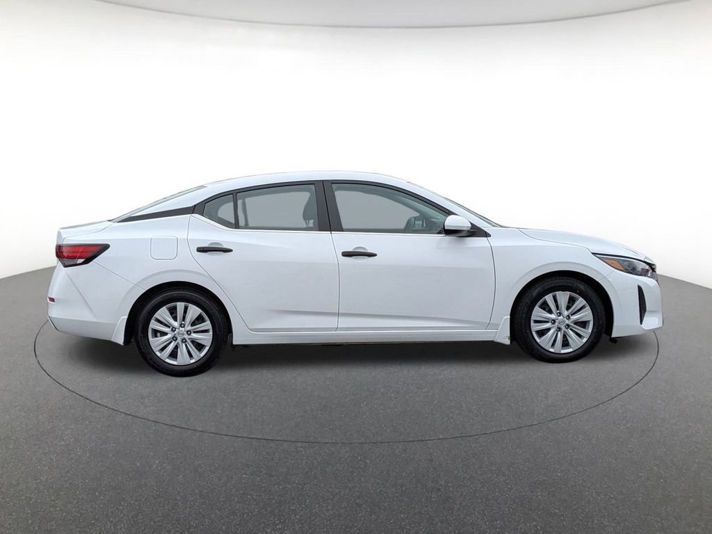 Used 2024 Nissan Sentra S image 4