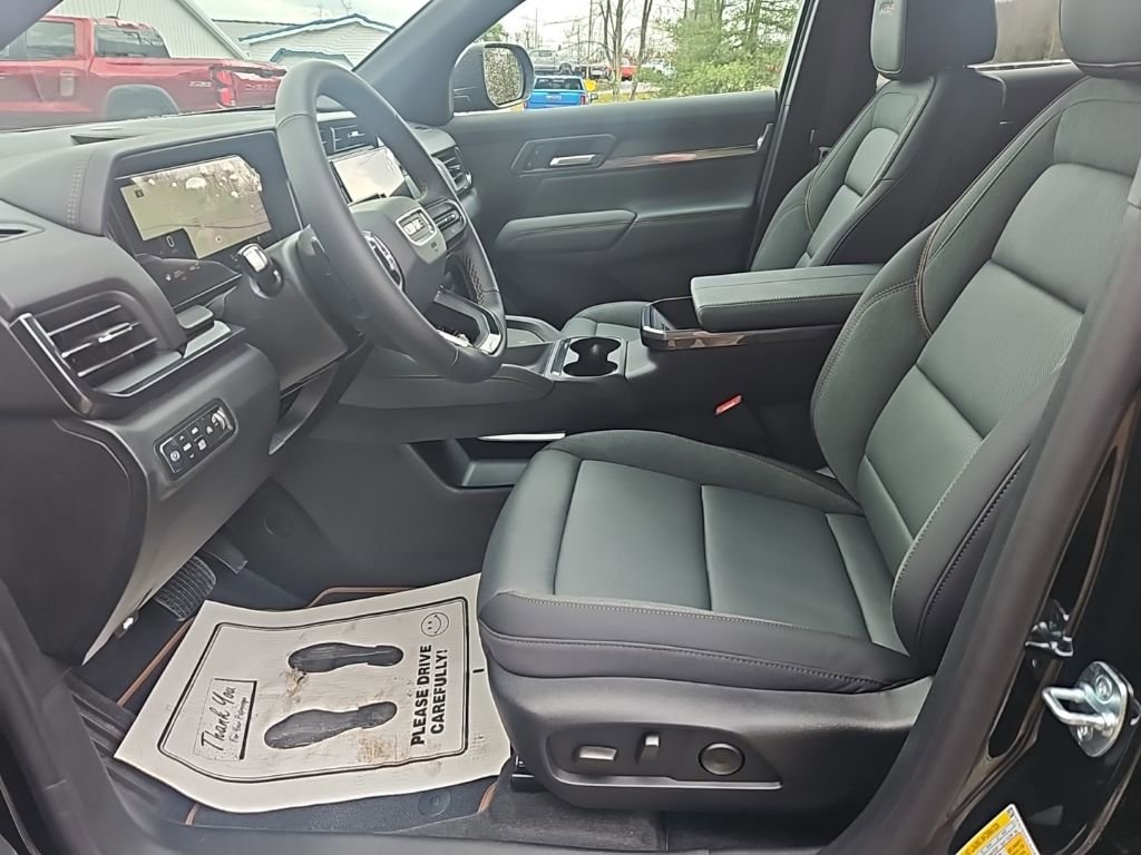 New 2026 GMC Terrain AT4 w/ Convenience Package III image 10