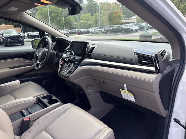Used 2024 Honda Odyssey Touring image 23