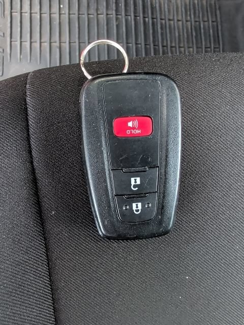 Used 2021 Toyota C-HR XLE FWD image 13