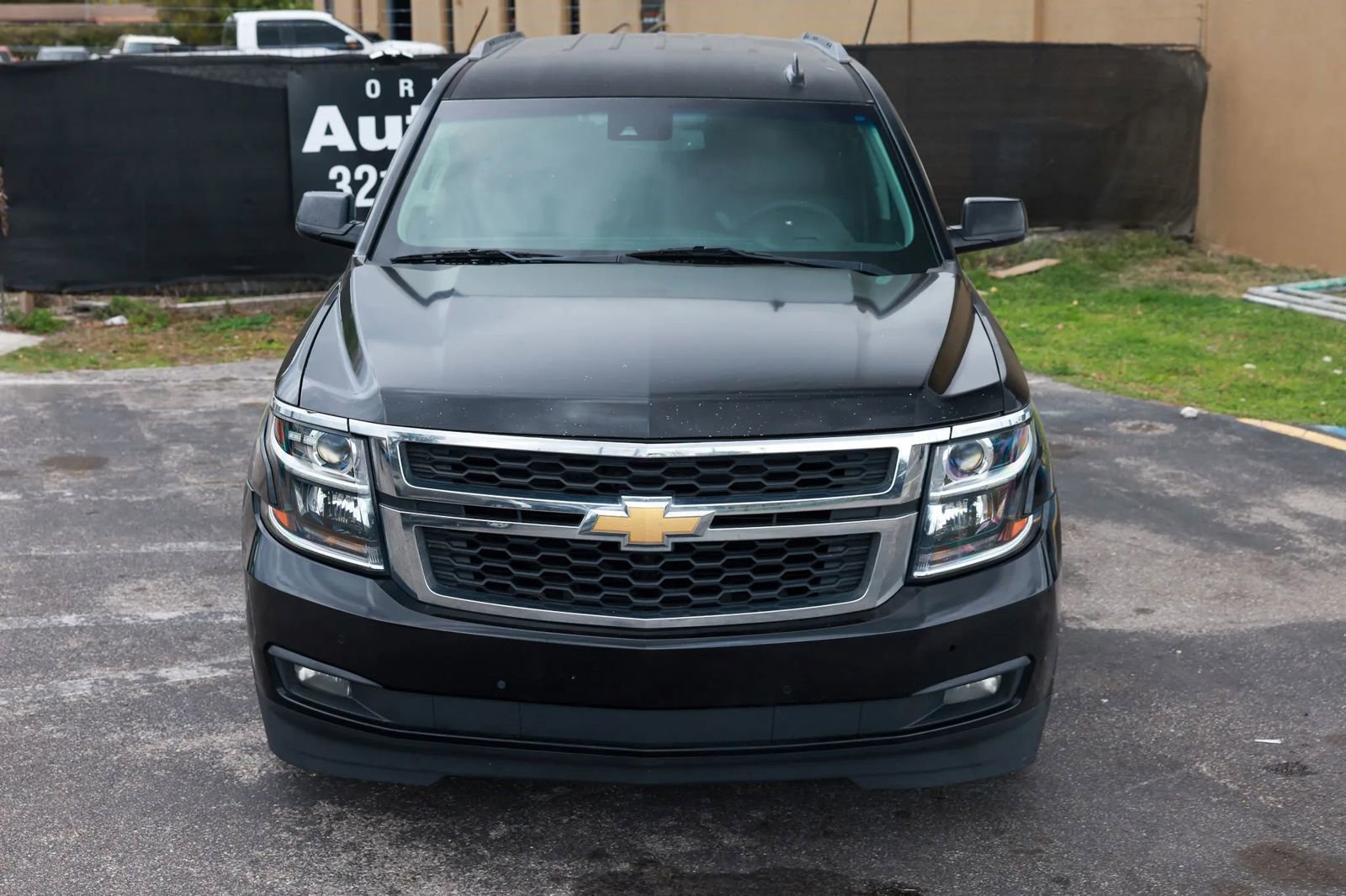 Used 2017 Chevrolet Tahoe LT w/ Luxury Package RWD image 11