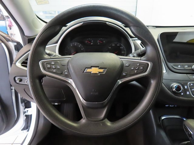 Used 2023 Chevrolet Malibu LT image 8