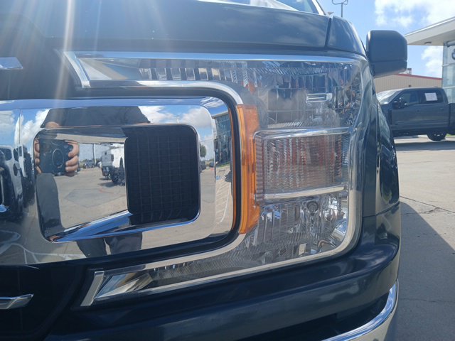 Used 2018 Ford F150 XLT AWD/4WD image 4