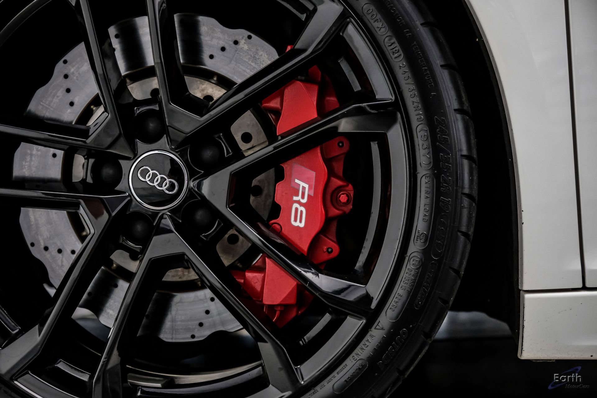Used 2018 Audi R8 V10 RWD image 99