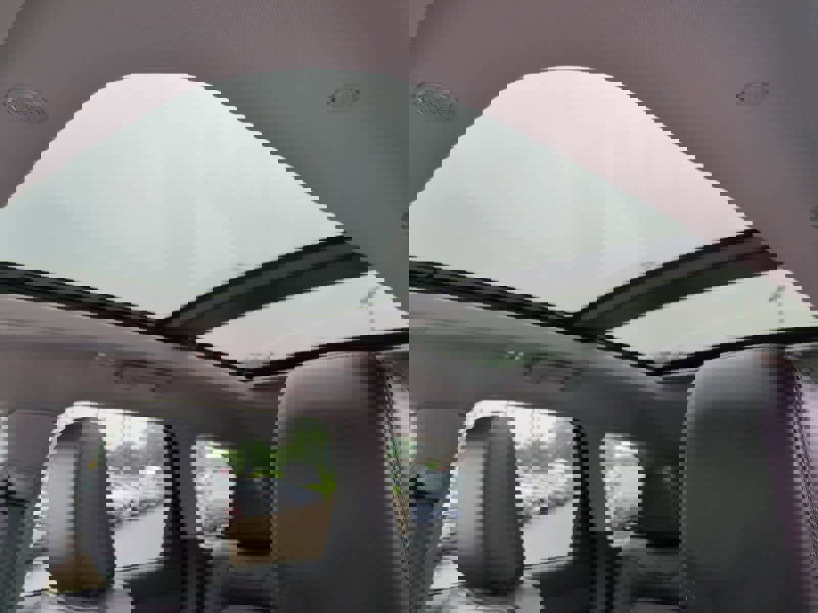 Used 2022 Lincoln Corsair Reserve w/ Sport Package image 19