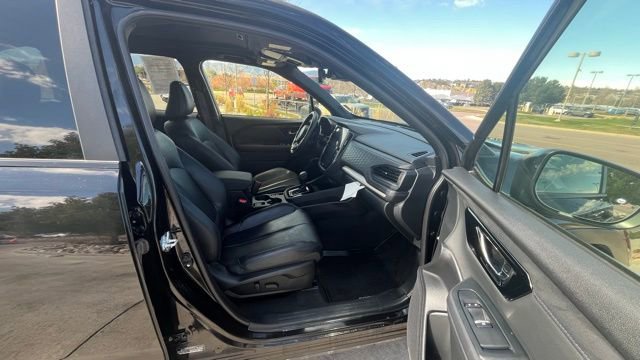 Used 2025 Subaru Forester Limited w/ Popular Package #2 image 23