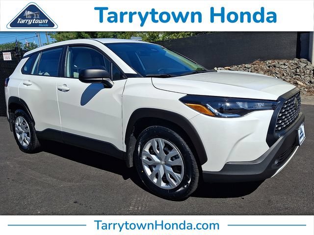 Used 2023 Toyota Corolla Cross L AWD/4WD video 1