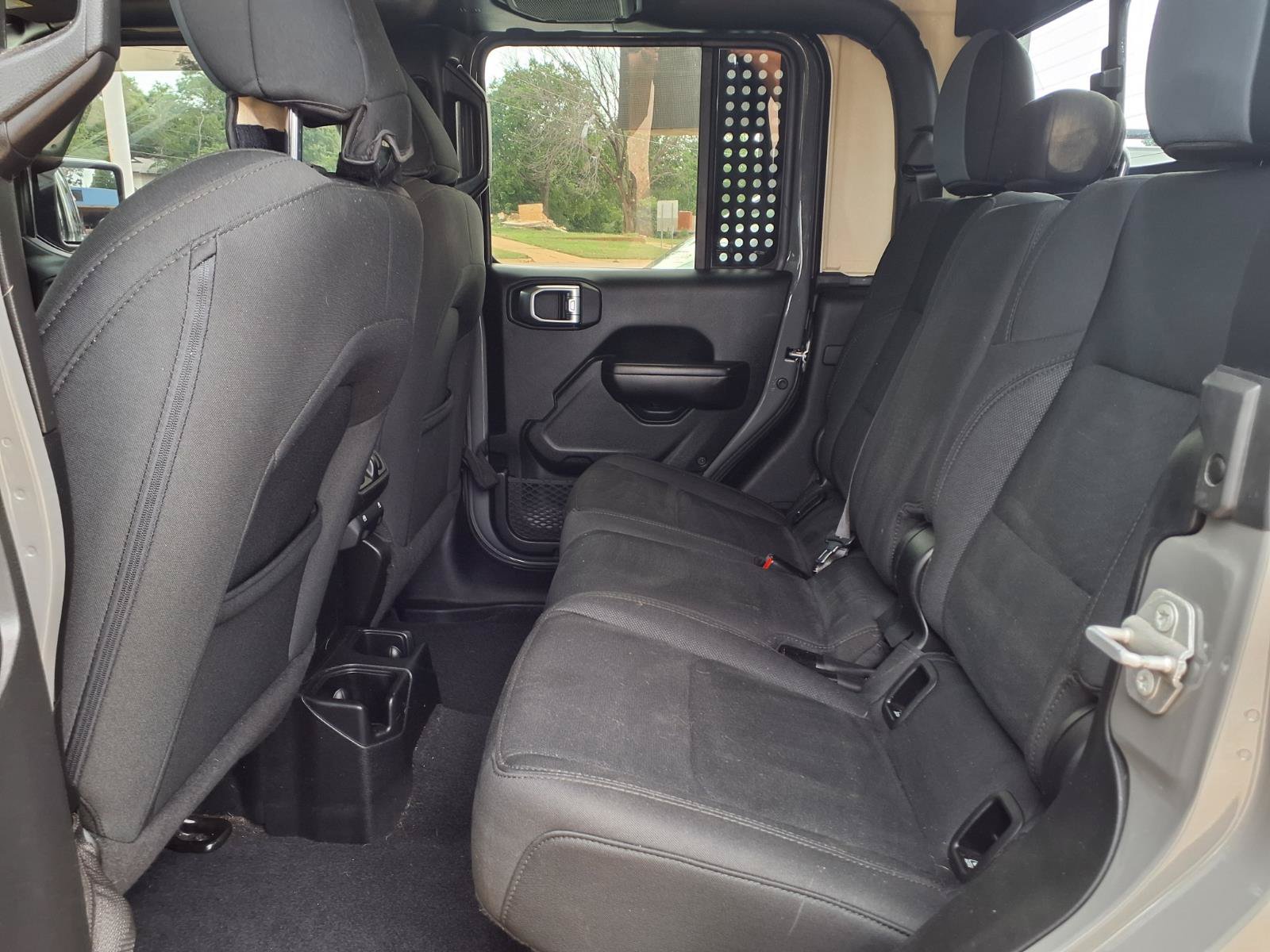 Used 2020 Jeep Gladiator Sport w/ Cold Weather Group AWD/4WD image 7