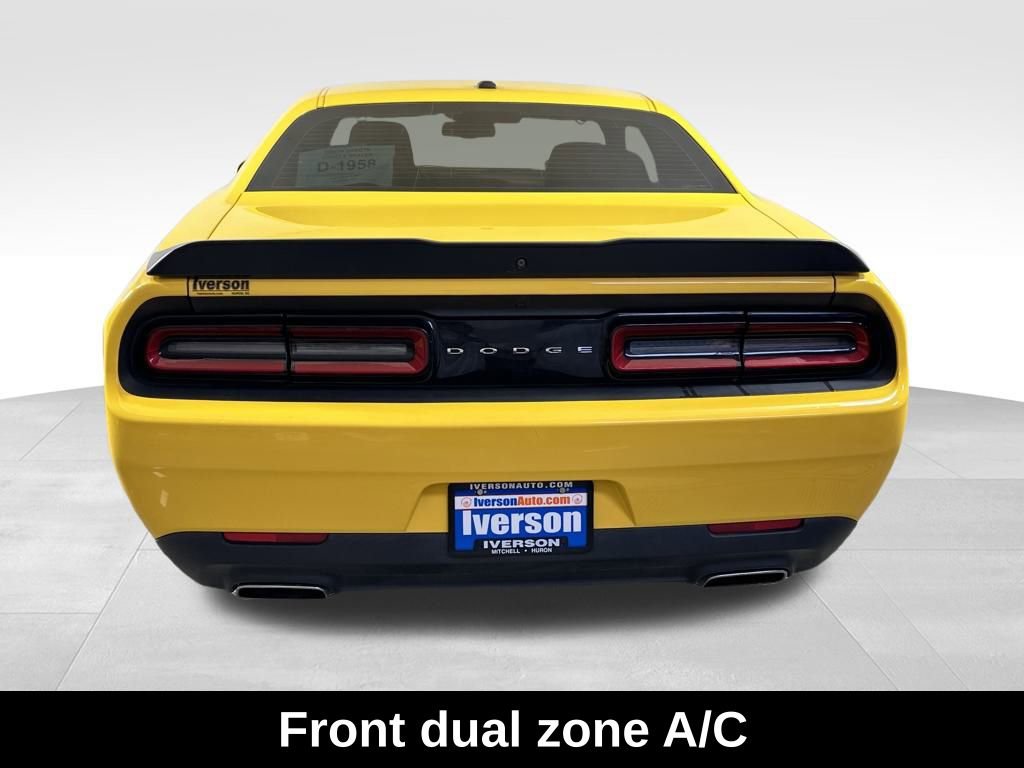Used 2018 Dodge Challenger SXT w/ Blacktop Package image 8