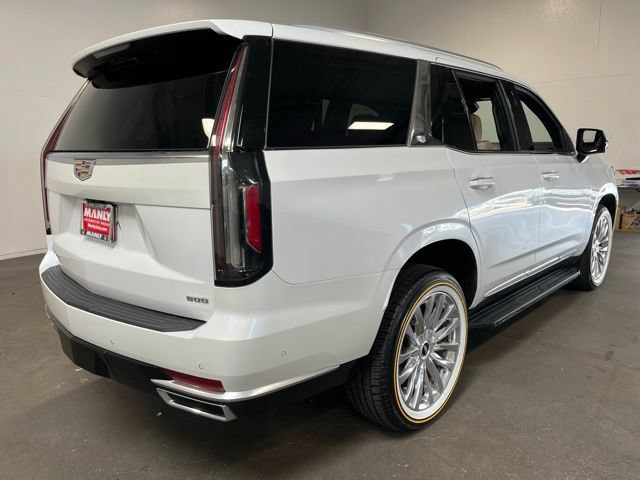 Used 2023 Cadillac Escalade Premium Luxury w/ Performance Package AWD/4WD image 3