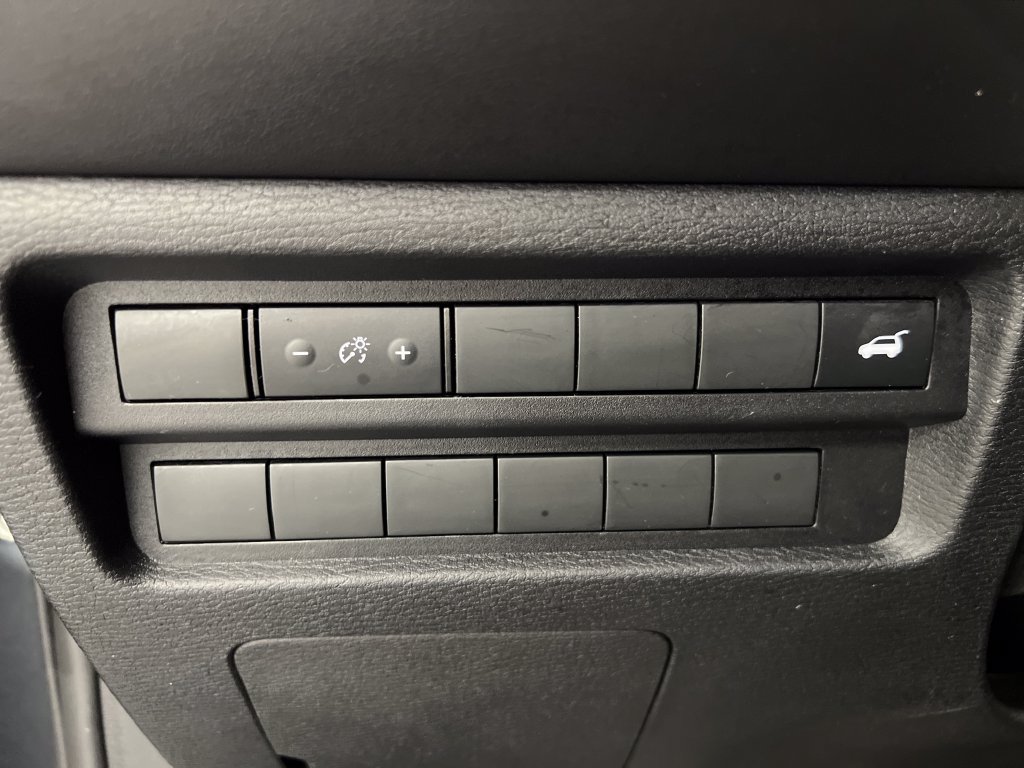 Used 2025 Mitsubishi Outlander SE AWD/4WD image 52