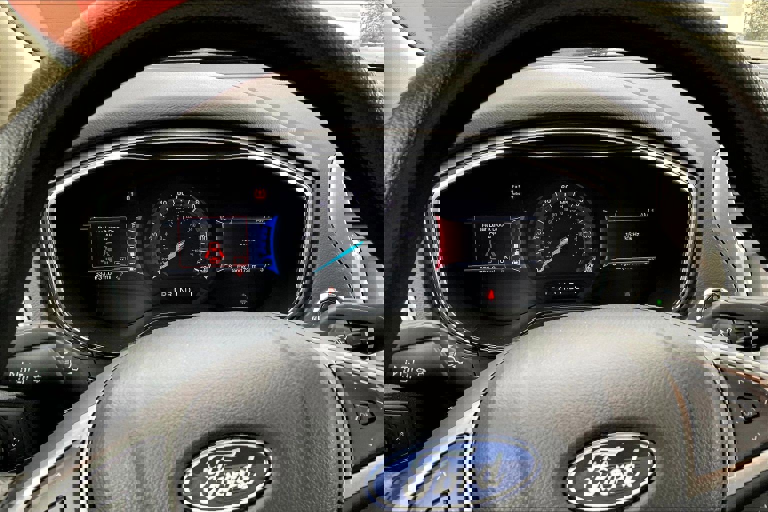 Used 2020 Ford Fusion SE image 13