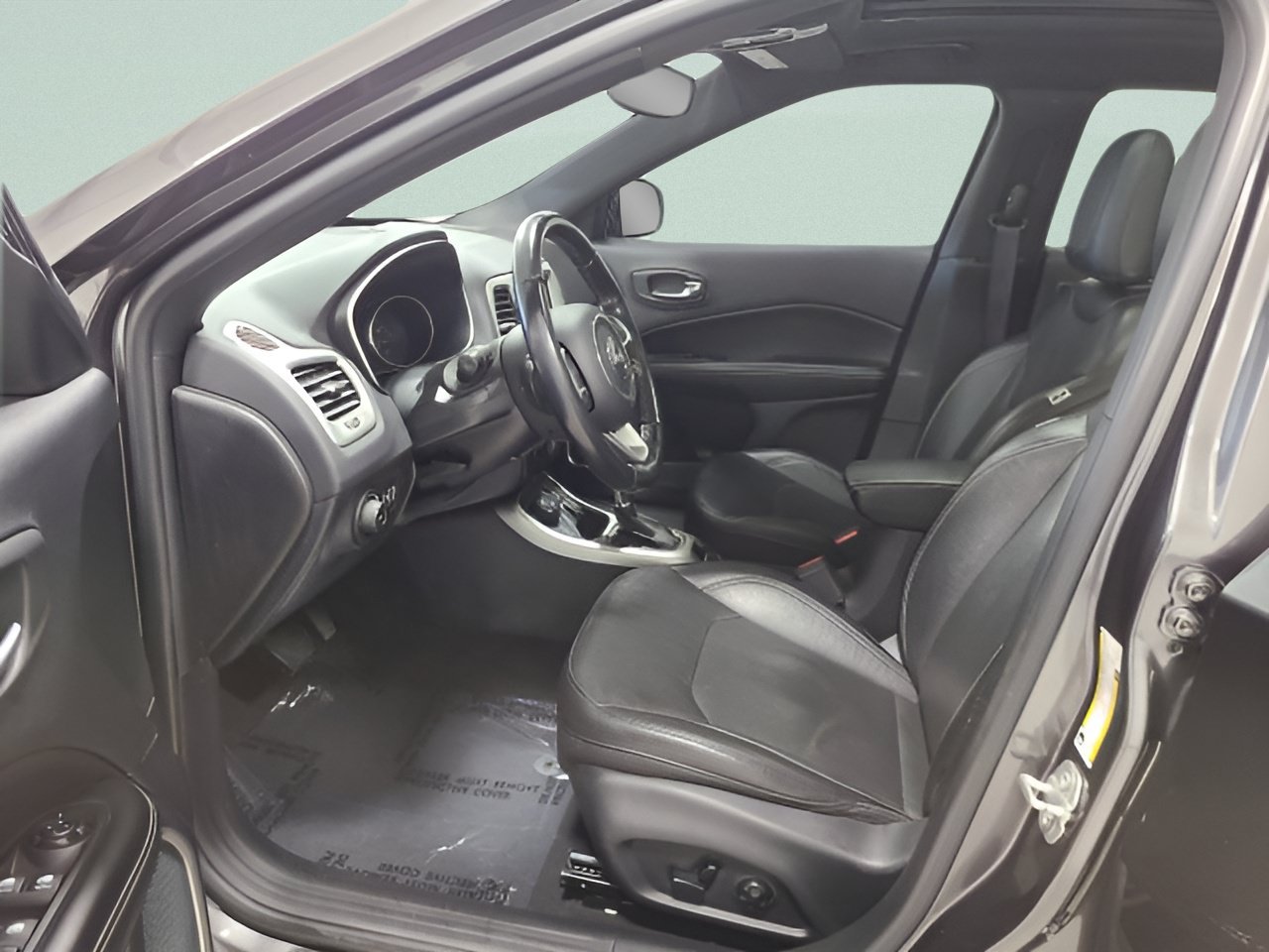 Used 2021 Jeep Compass Latitude w/ Sun and Sound Group AWD/4WD image 19