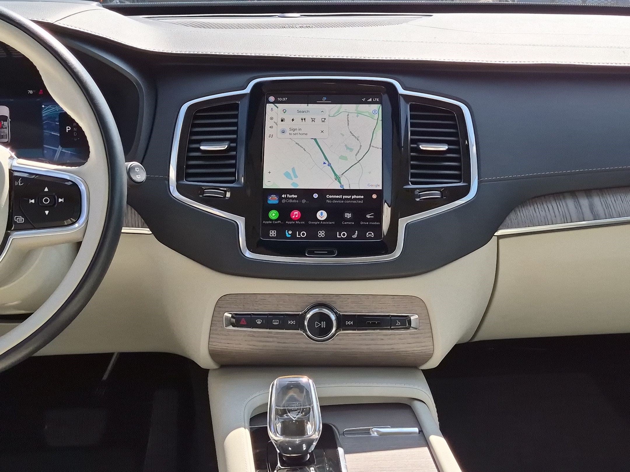 Used 2023 Volvo XC90 T8 Ultimate w/ Lounge Package AWD/4WD image 29