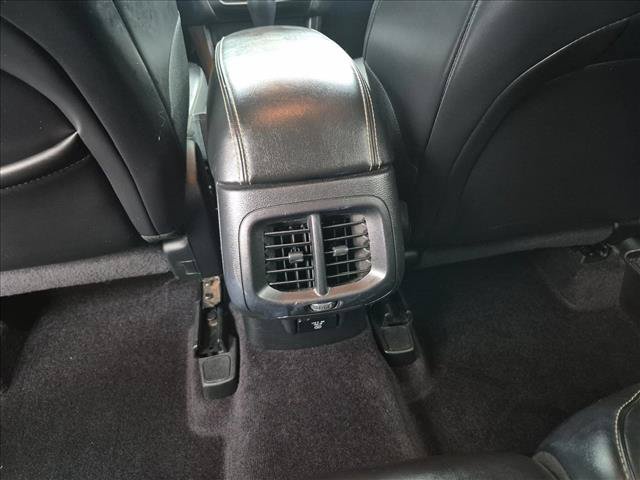 Used 2017 Jeep Cherokee Limited w/ Luxury Group FWD image 18