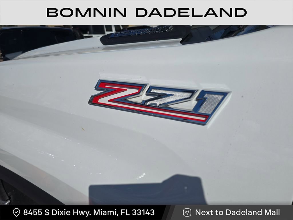 Used 2024 Chevrolet Silverado 2500 LTZ w/ LTZ Premium Package image 12