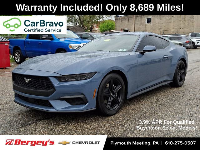 Used 2025 Ford Mustang Coupe RWD image 1