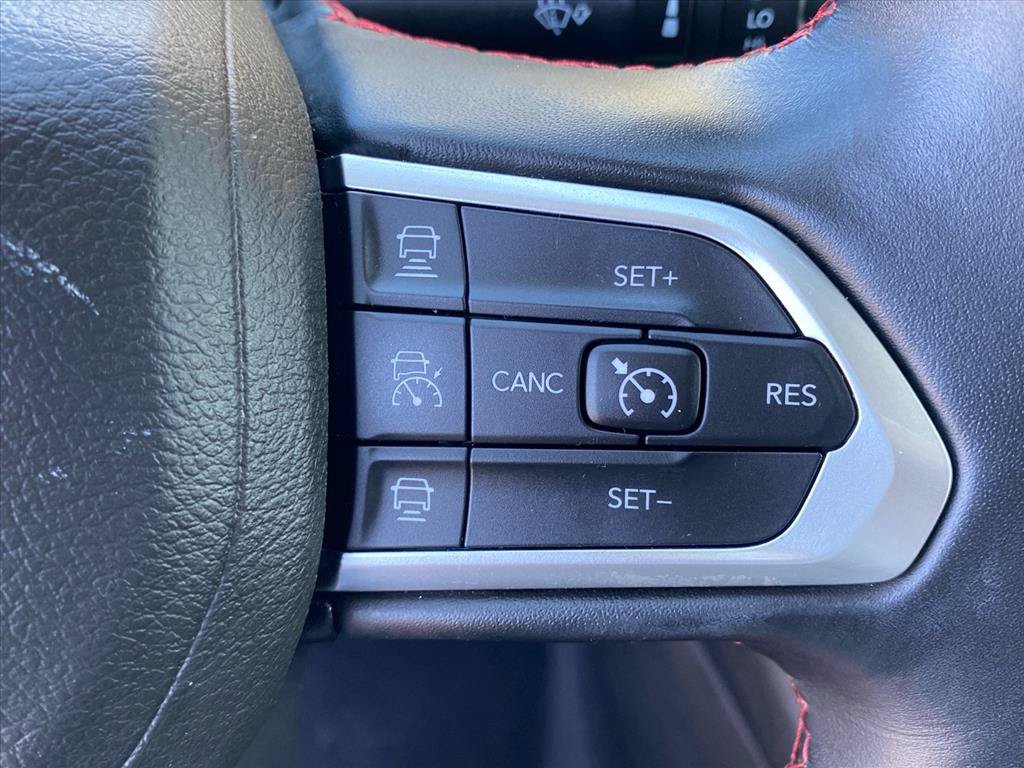 Used 2022 Jeep Compass Trailhawk w/ Trailhawk Convenience Group AWD/4WD image 18