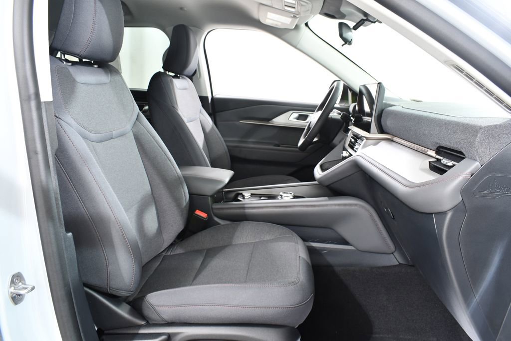 New 2026 Ford Explorer Active AWD/4WD image 10