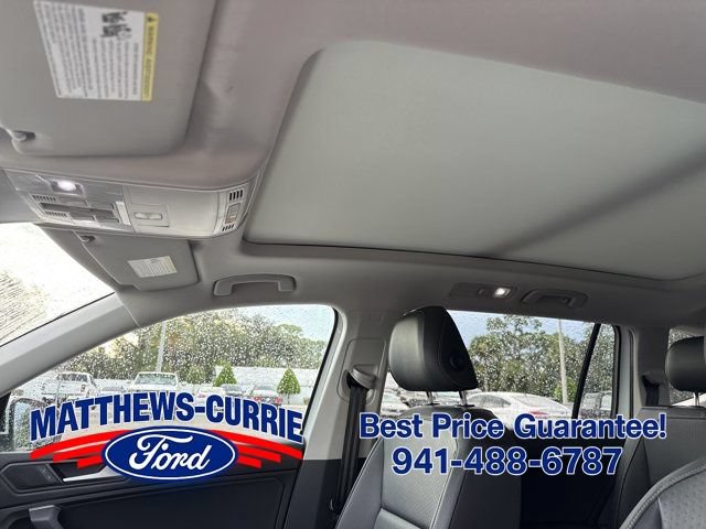 Used 2020 Volkswagen Tiguan SEL FWD image 10