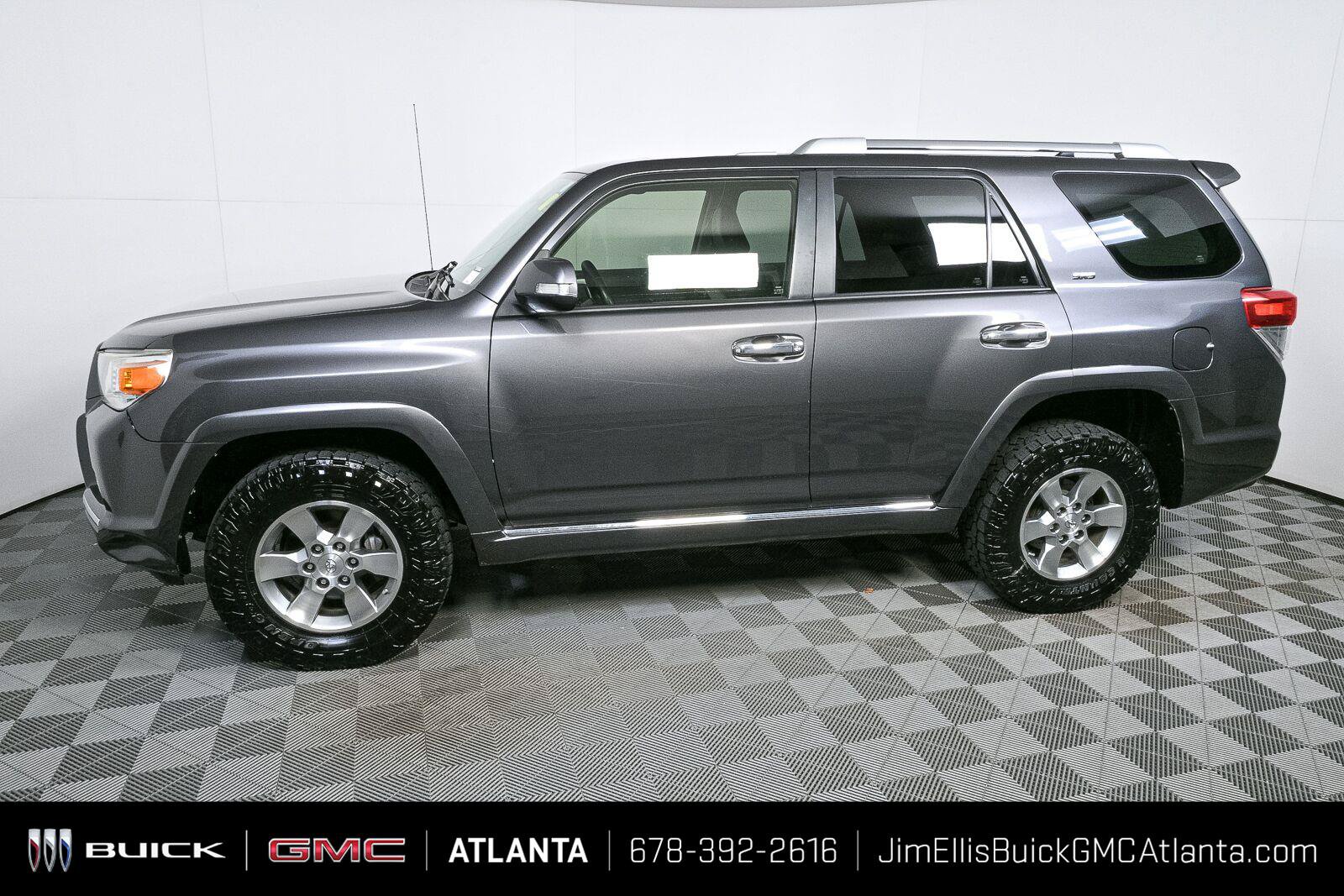 Used 2012 Toyota 4Runner SR5 w/ Premium Pkg AWD/4WD image 29