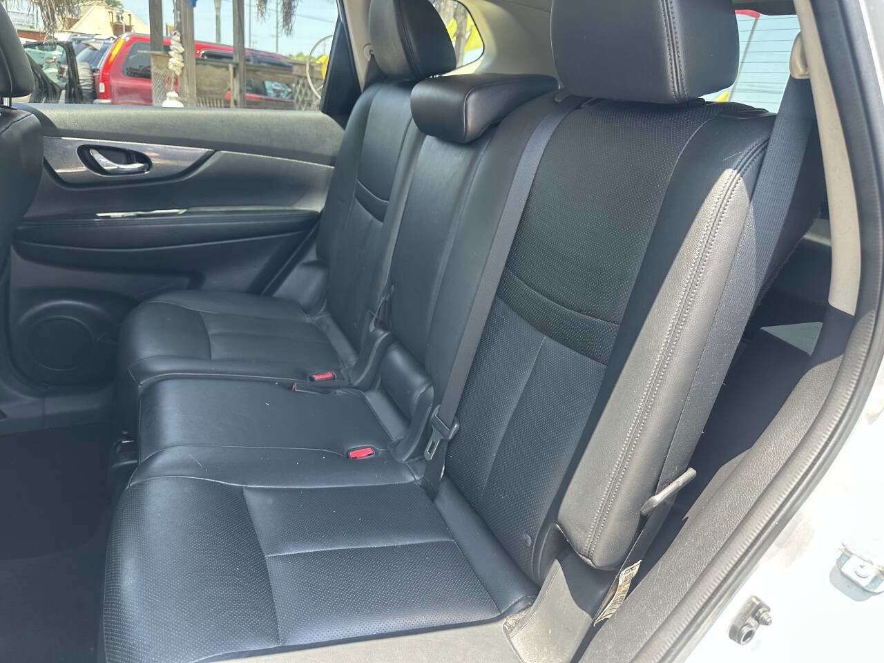 Used 2015 Nissan Rogue SL w/ SL Premium Package AWD/4WD image 14