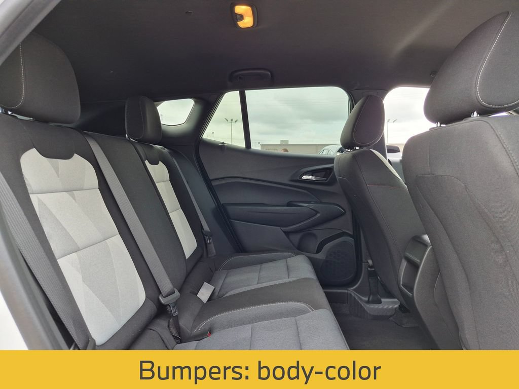 Used 2026 Chevrolet Trax RS FWD image 27