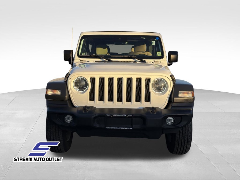 Used 2023 Jeep Wrangler Unlimited Sport w/ Sun And Sound Package AWD/4WD image 2