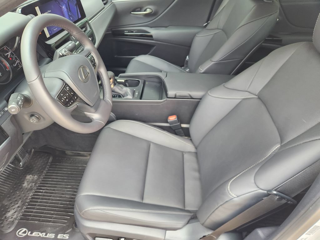 Used 2024 Lexus ES 350 w/ Premium Package FWD image 13