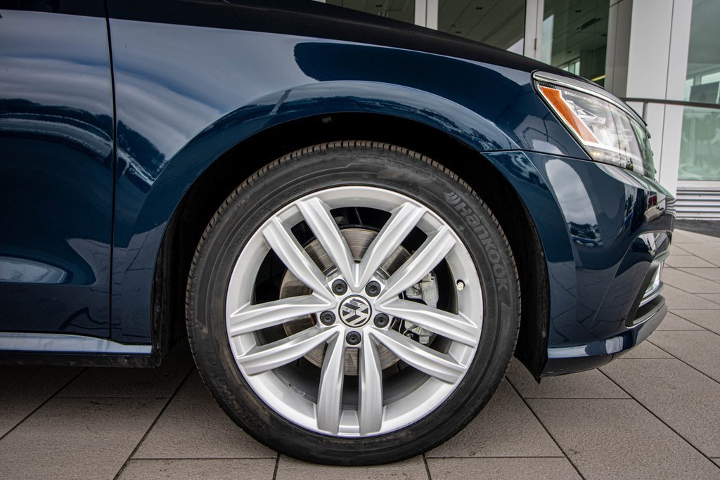 Used 2018 Volkswagen Passat 2.0T SE image 21