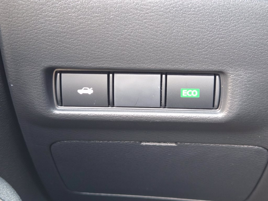 New 2027 Nissan Sentra S w/ Floor Mat Package FWD image 10