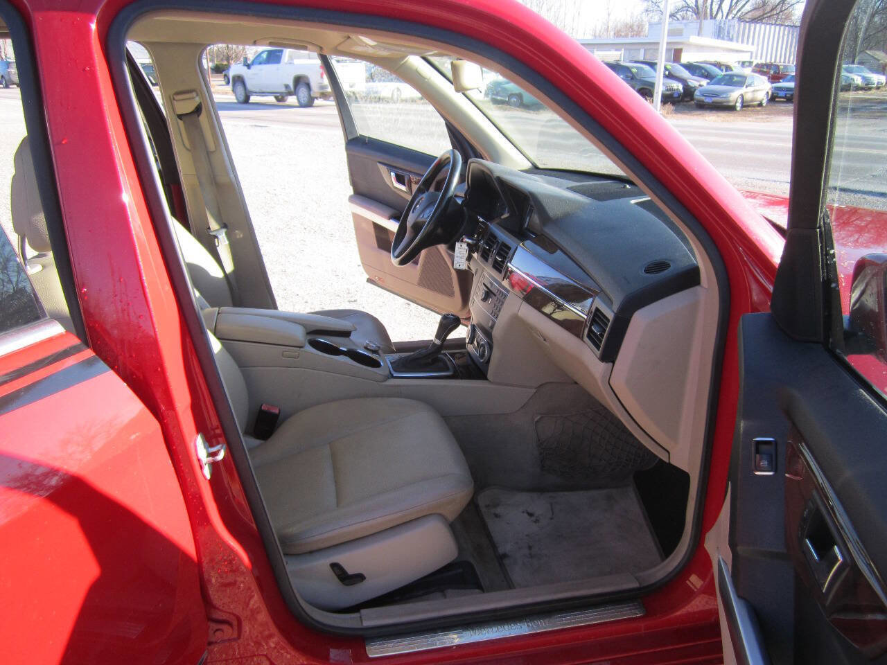 Used 2011 Mercedes-Benz GLK 350 4MATIC image 10