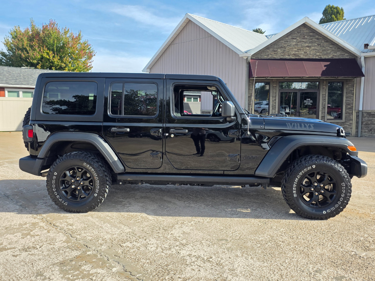 Used 2022 Jeep Wrangler Unlimited Sport image 22