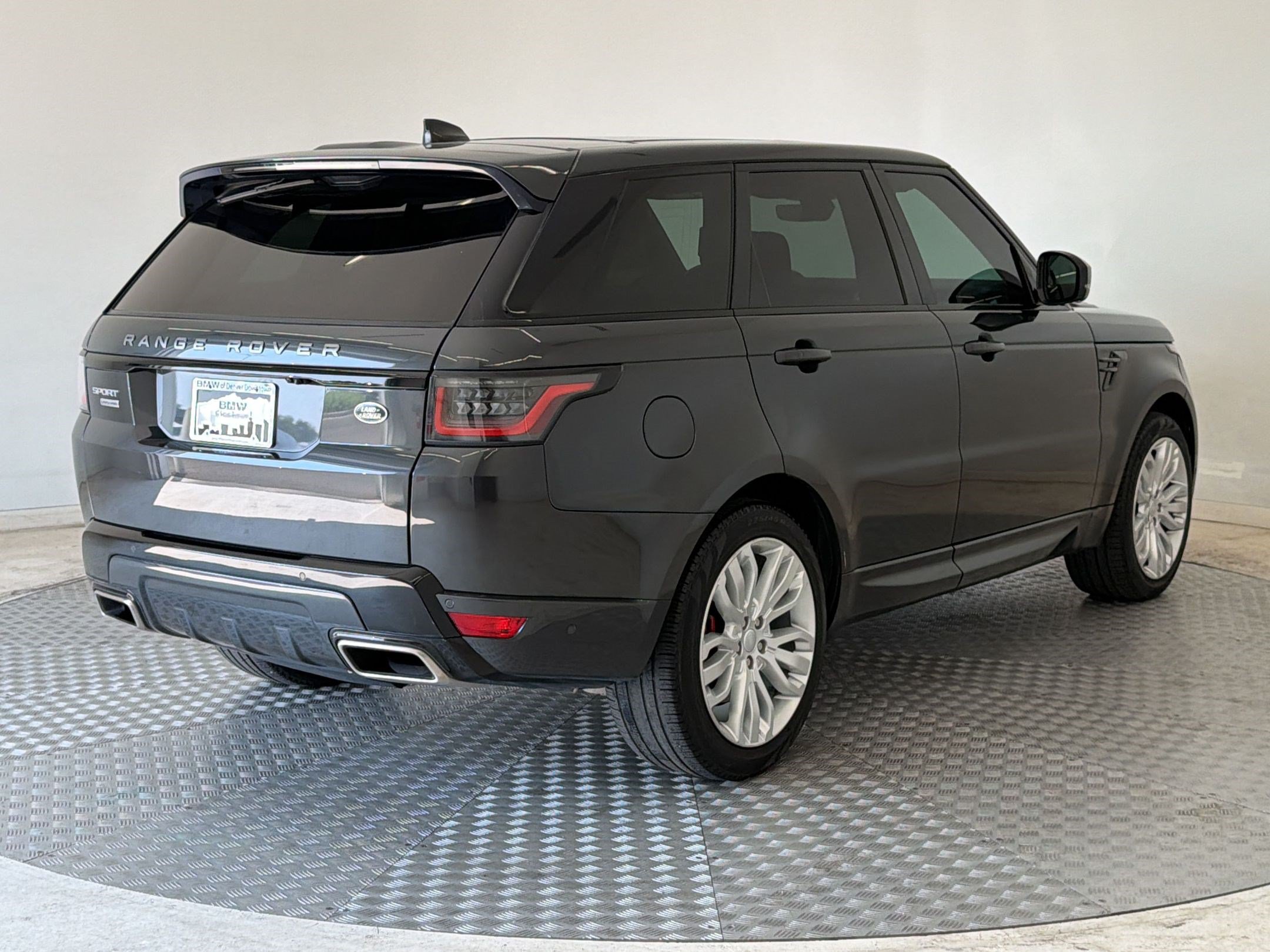 Used 2018 Land Rover Range Rover Sport Supercharged AWD/4WD image 9